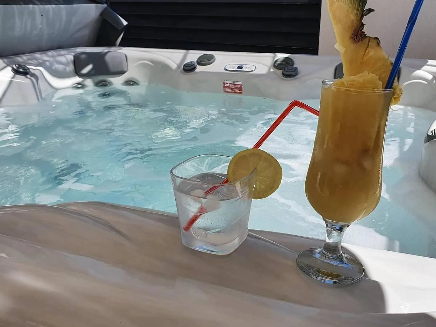 Haus Milly Jacuzzi & Pool Villa Krnica