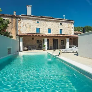  Ferienhaus Casa Evina